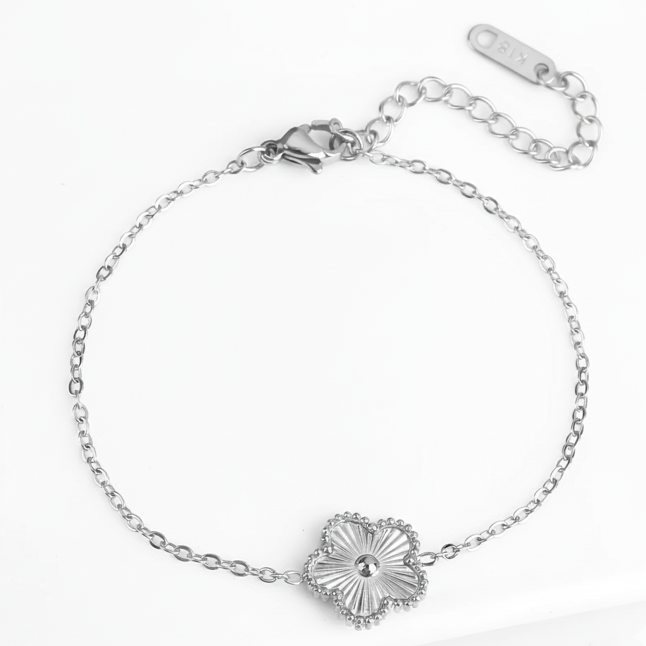 Clove Single Charm Bracelet