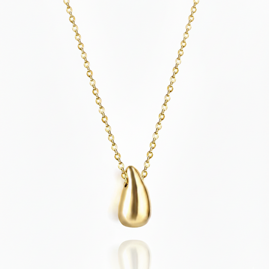 Noémi Teardrop Necklace