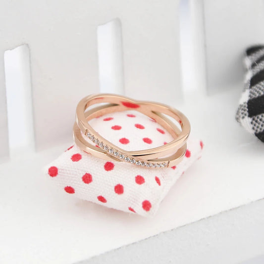 Nova Rose Crossover Ring