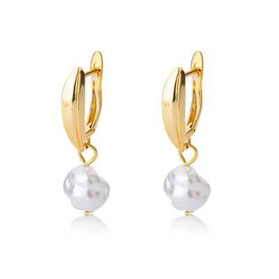 Isla Pearl Earrings