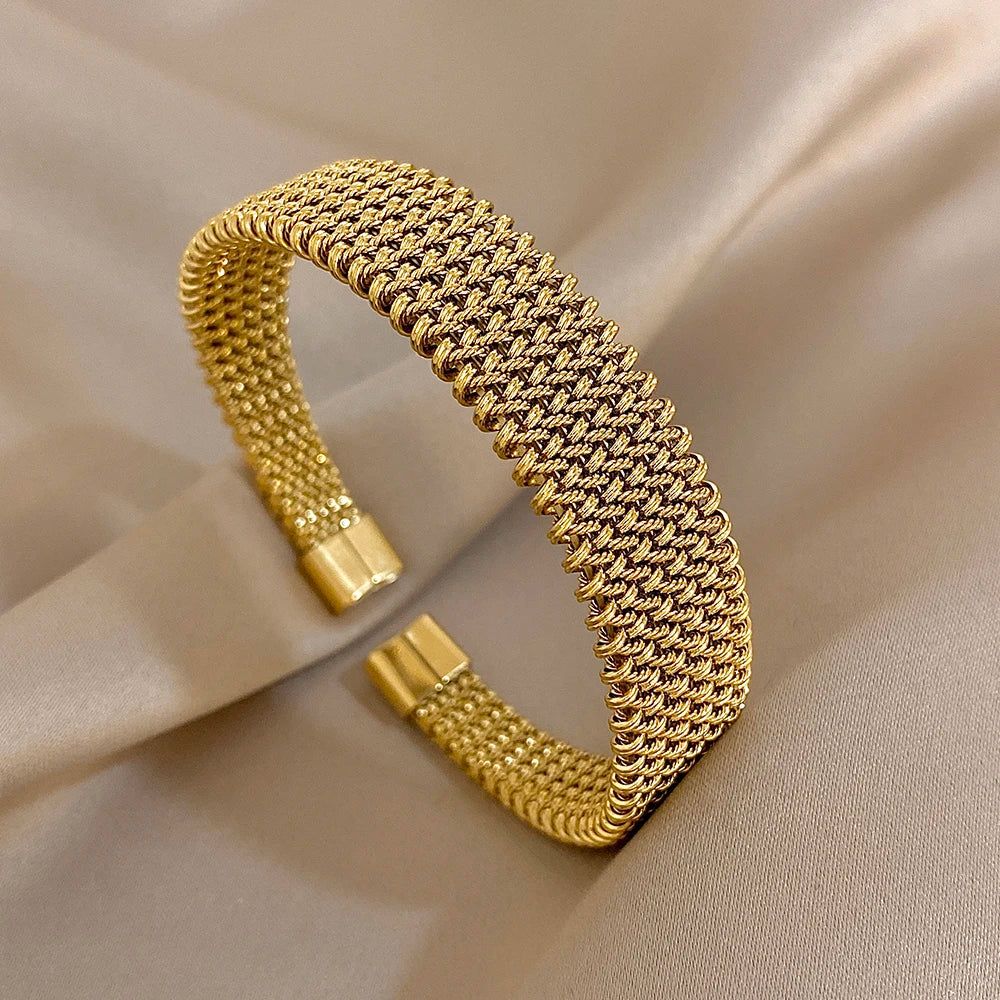 Aveline Weave Bracelet