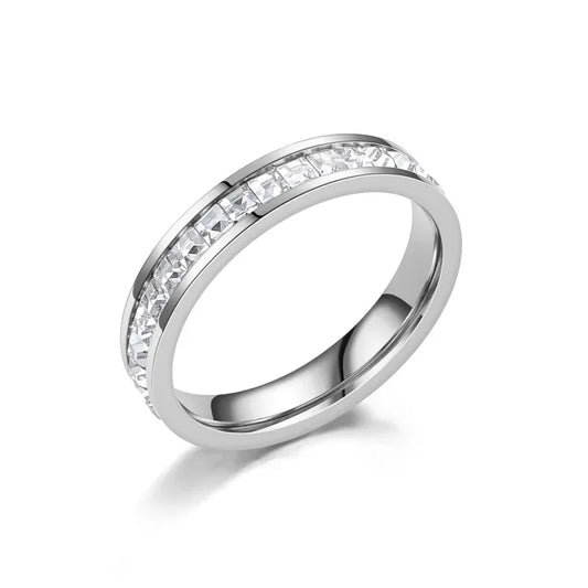 Diamond Edge Ring