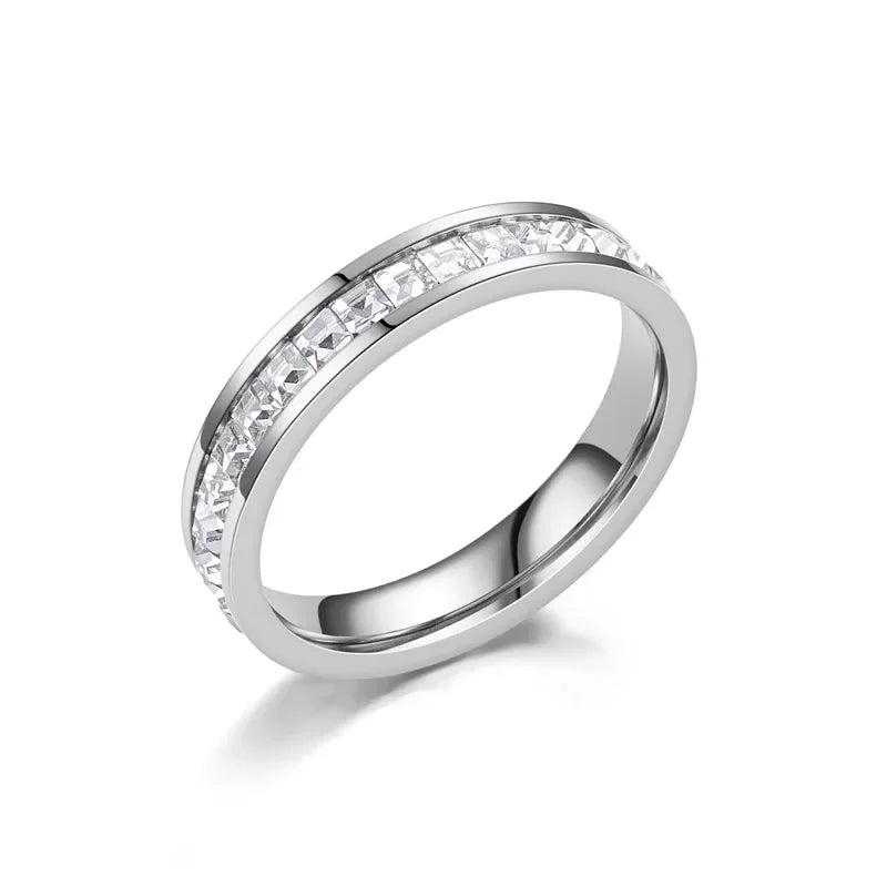 Diamond Edge Ring
