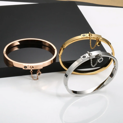 Fleur Charm Lock Bangle