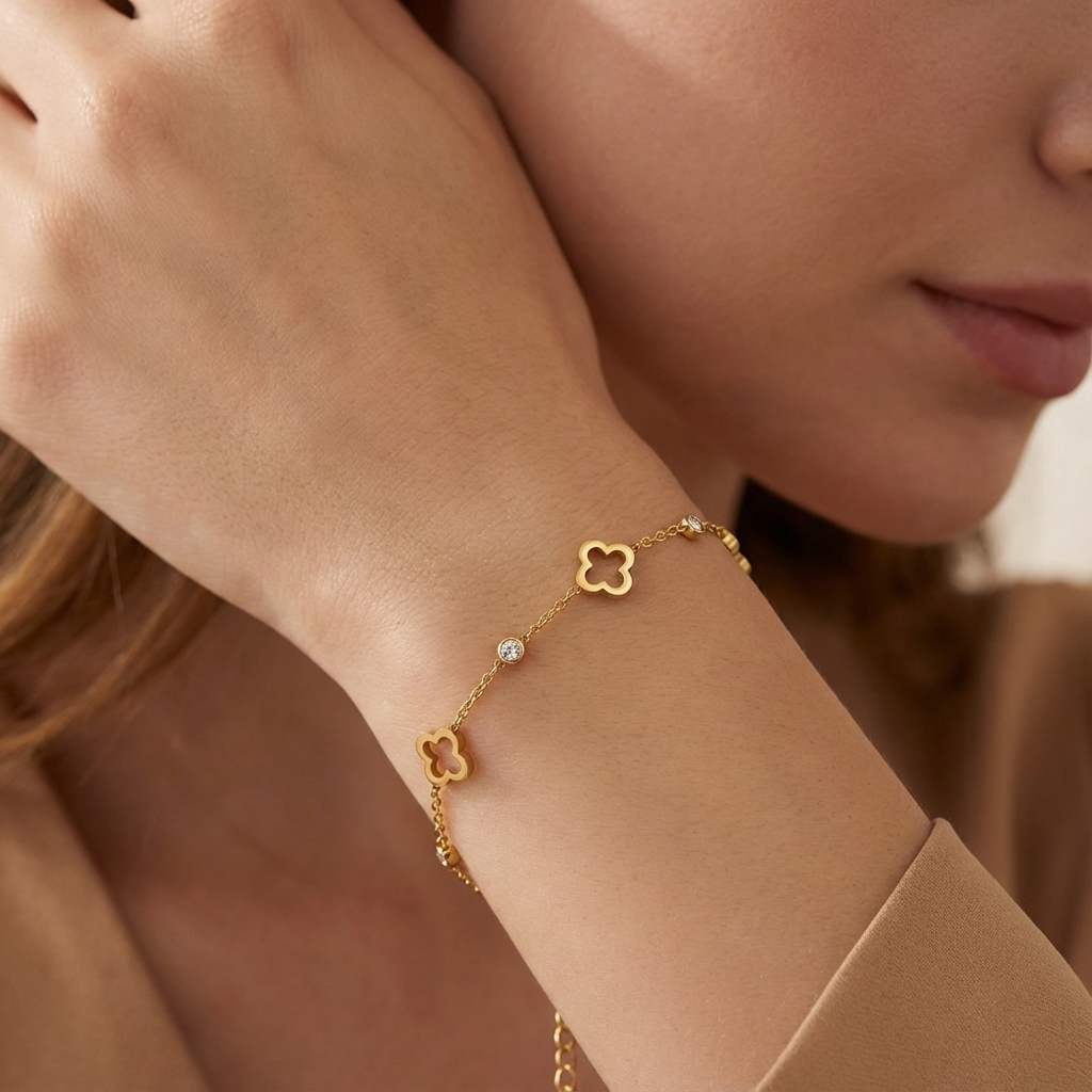 Clove Diamond Bracelet